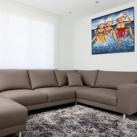 Fabulous Luxury With Spacious Garden In ヴィラ ニーウポールト