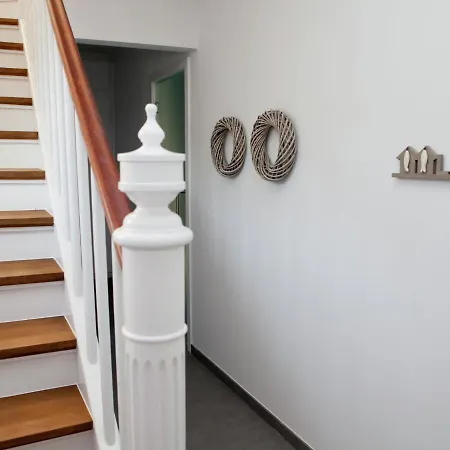 ヴィラ Fabulous Luxury With Spacious Garden In ニーウポールト